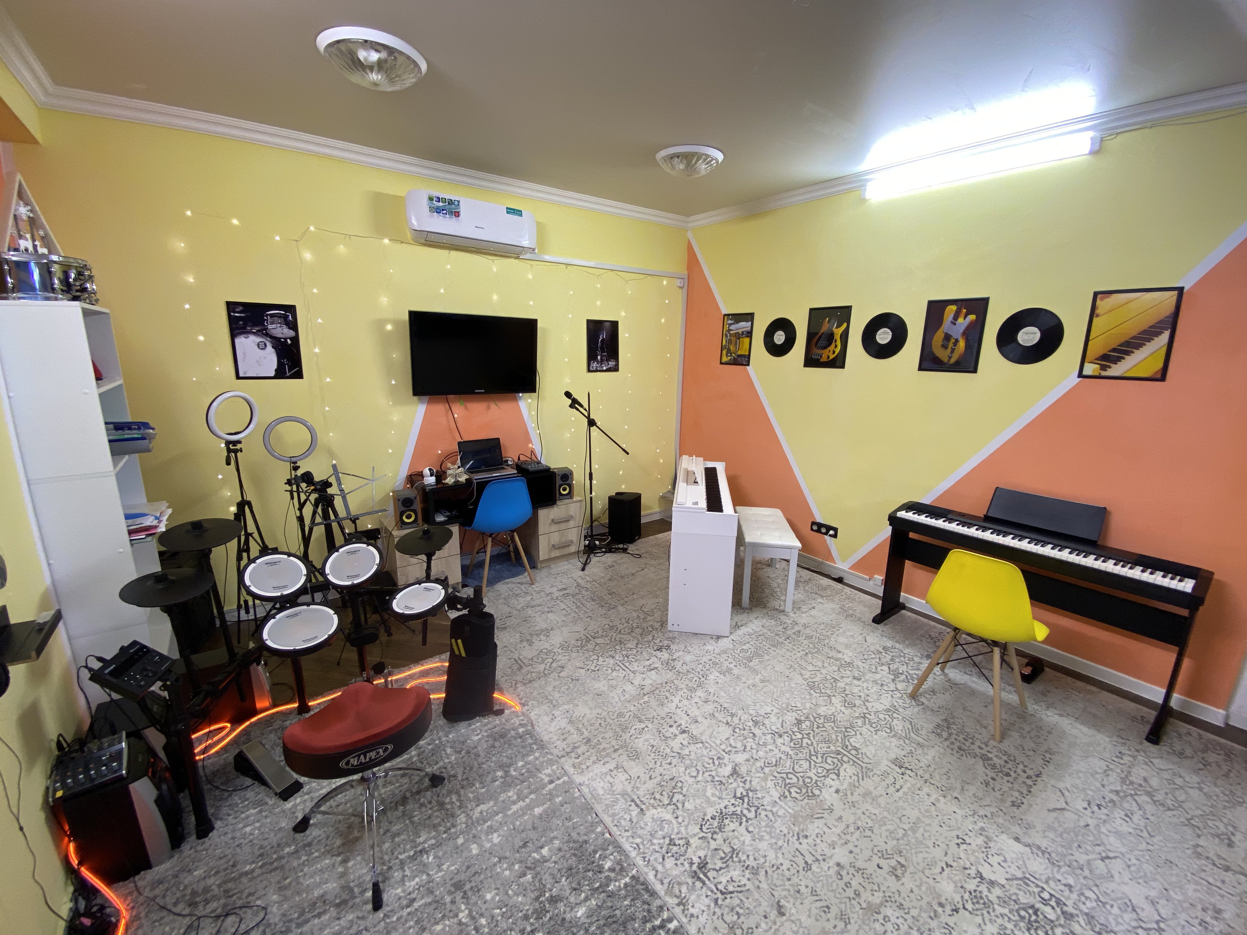 Horizon Room